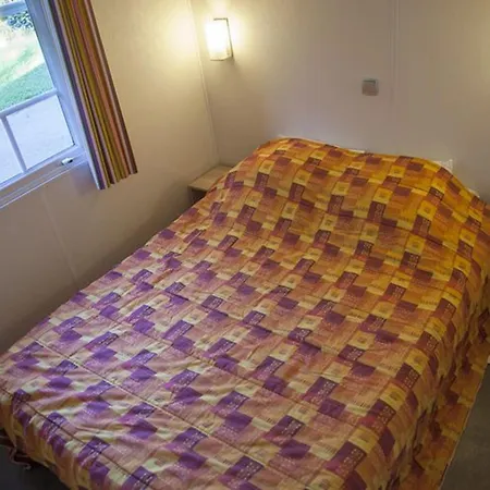 Mobil Cosy Avec Terrasse Au De - Api-1-52-585 キャンプ場