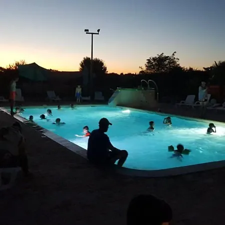 キャンプ場 Mobil Cosy Avec Terrasse Au De - Api-1-52-585 Naucelle