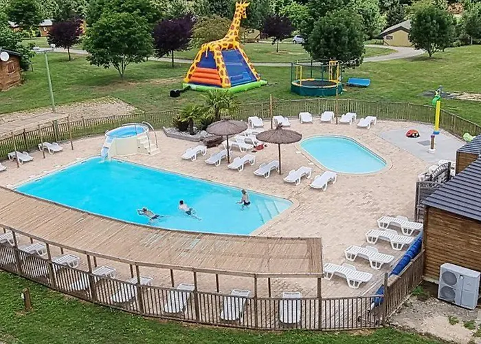 Mobil Cosy Avec Terrasse Au De - Api-1-52-585 Naucelle