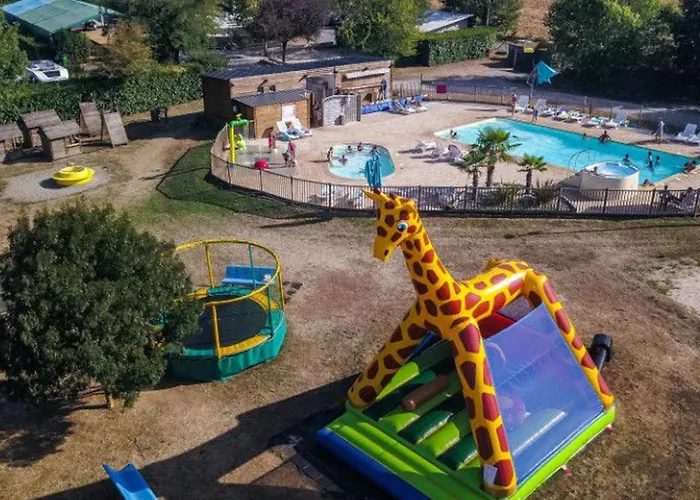 Mobil Cosy Avec Terrasse Au De - Api-1-52-585 キャンプ場