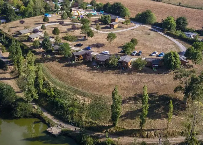 Mobil Cosy Avec Terrasse Au De - Api-1-52-585 キャンプ場 *